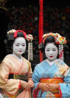 /album/fotogaleria/tras-la-mascara-blanca-derechos-reservados-jpg/